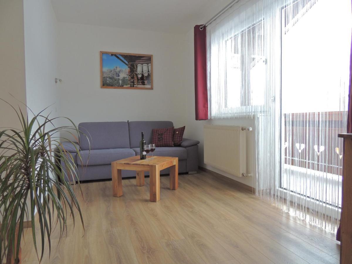 Haus Bergfried Apartment Filzmoos Bagian luar foto