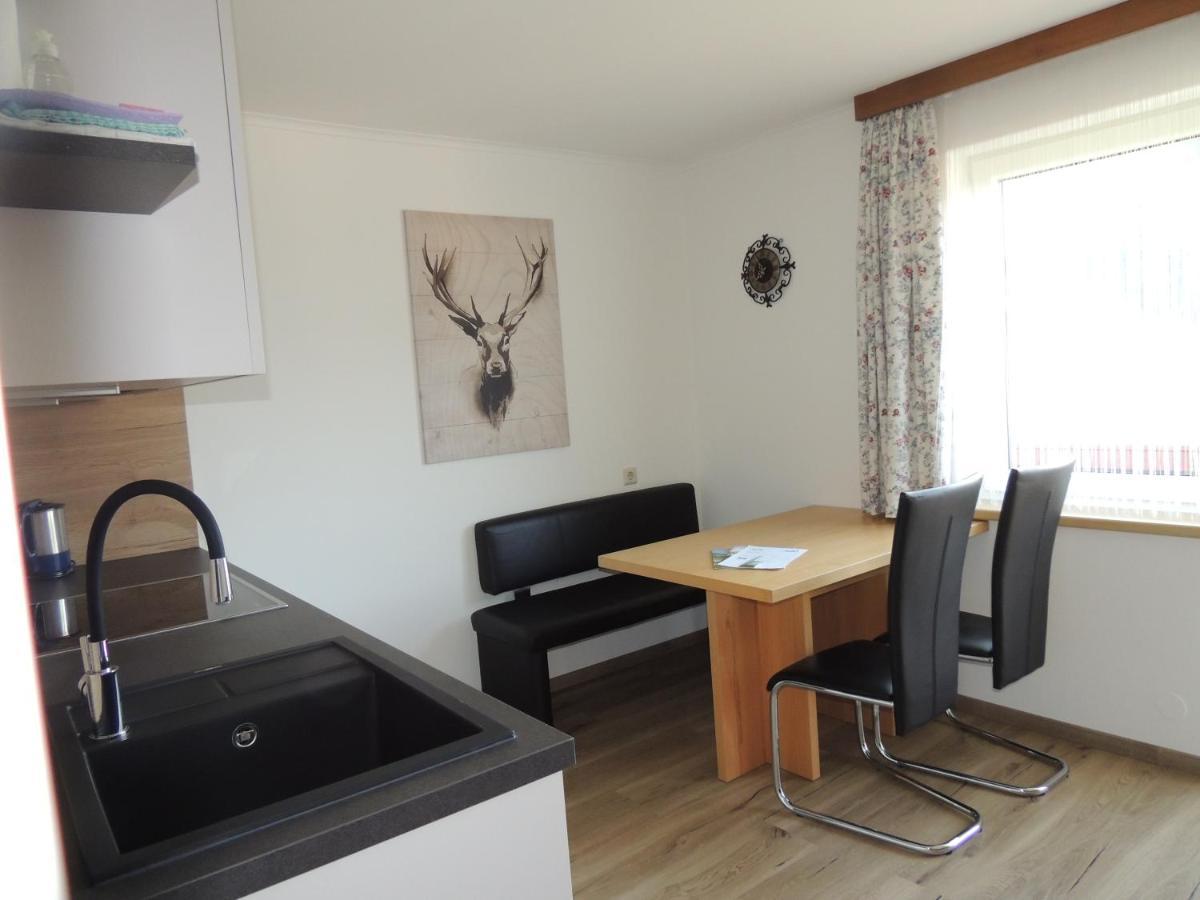 Haus Bergfried Apartment Filzmoos Bagian luar foto