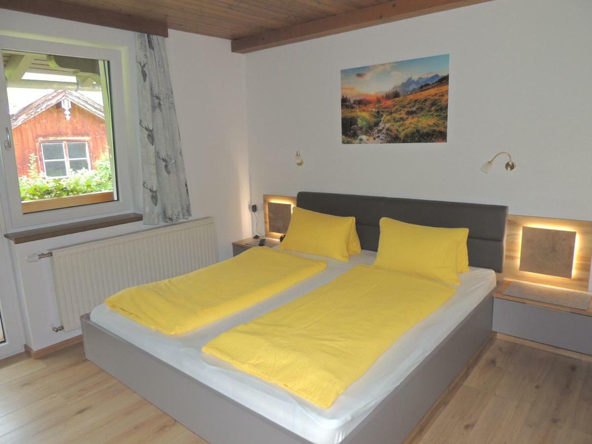 Haus Bergfried Apartment Filzmoos Bagian luar foto